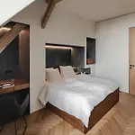 Lukas Kapeller Und Restaurant Hotel