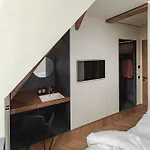 Lukas Kapeller Und Restaurant