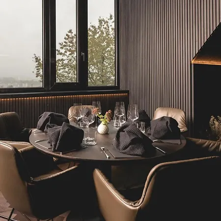 Lukas Kapeller Und Restaurant Hotel