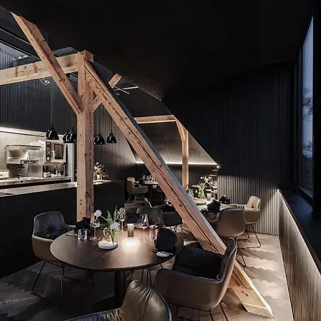 Lukas Kapeller Und Restaurant 4*