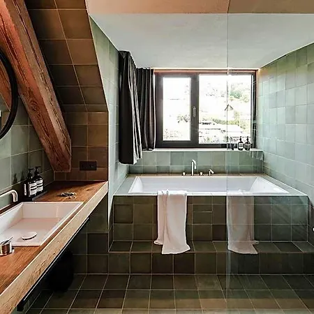 Lukas Kapeller Und Restaurant Hotel 4*
