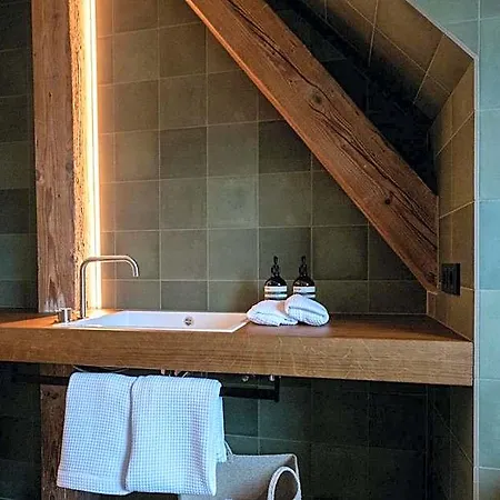 Lukas Kapeller Und Restaurant Hotel 4*