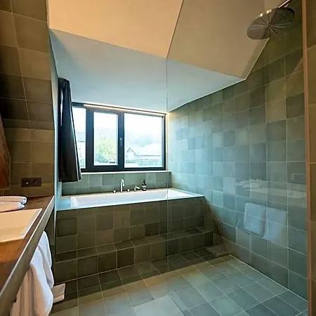 Lukas Kapeller Und Restaurant Hotel