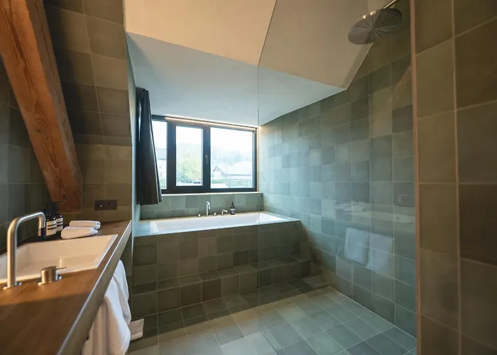 Otel Lukas Kapeller Und Restaurant 4*