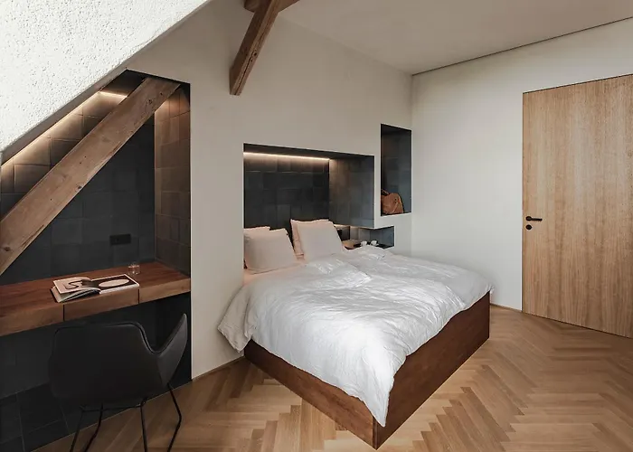 Lukas Kapeller Und Restaurant Otel