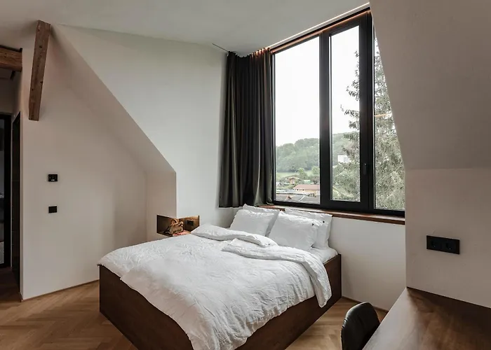 Lukas Kapeller Und Restaurant