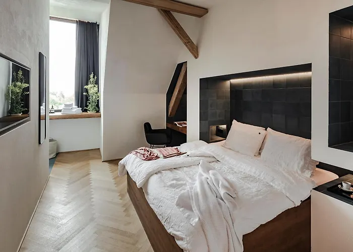 Hotel Lukas Kapeller Und Restaurant