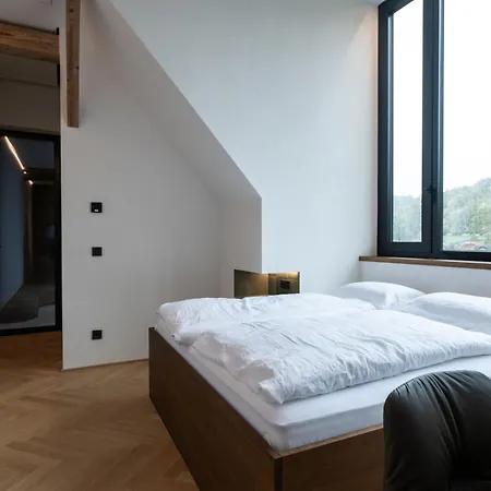 Hotel Lukas Kapeller Und Restaurant