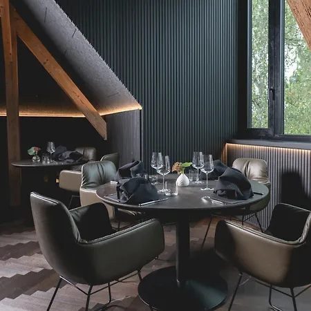 Lukas Kapeller Und Restaurant Hotel 4*