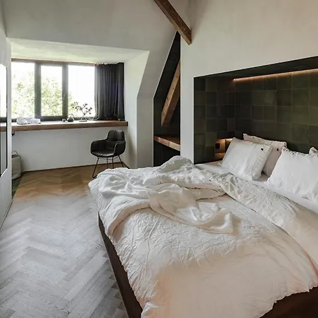 Lukas Kapeller Und Restaurant 酒店 施泰尔