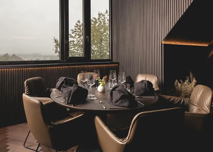 Lukas Kapeller Und Restaurant فندق