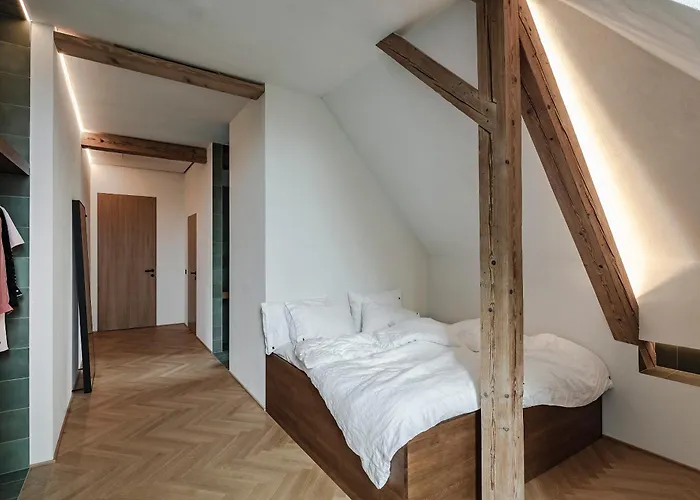 Lukas Kapeller Und Restaurant