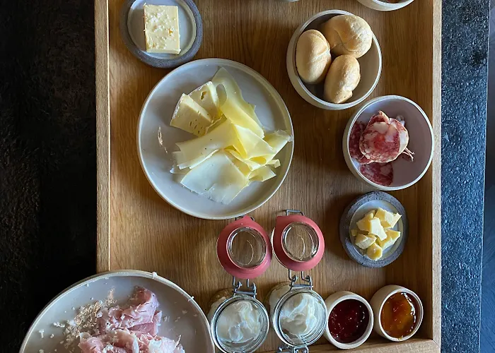 Lukas Kapeller Und Restaurant